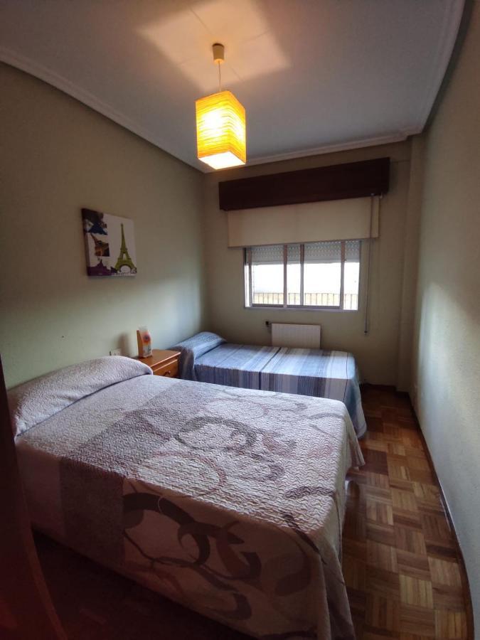 Appartamento Piso Luminoso Y Tranquilo En Ourense Esterno foto